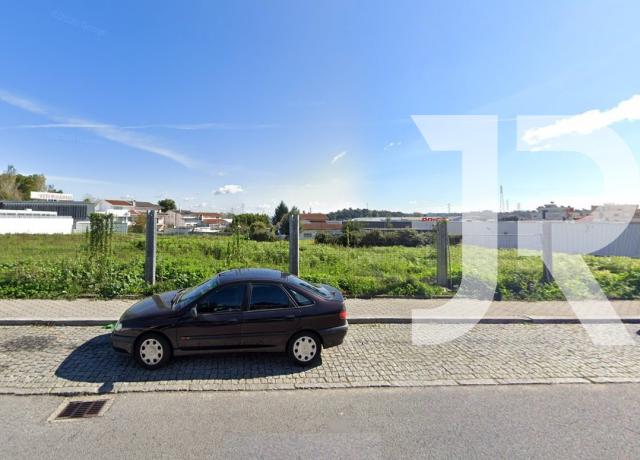 Фото 1 - Land with 3 articles and total area of 3000m2 with PIP approved in Pedroso!