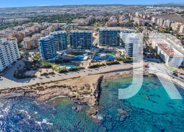 Фото недвижимости 1 - Квартира на первой линии в комплексе Sea Senses, Пунта Прима Фото 1 - Квартира на первой линии в комплексе Sea Senses, Пунта Прима