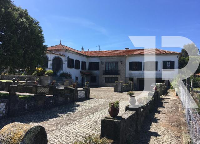 Фото 1 - Farm with 1 hectare of land in Vilar de Pinheiro, Vila do Conde!